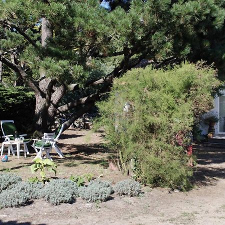 נוארמוטייה-אן-ליל Maison Cosy 200M Plage De La Liniere, Jardin Clos, Terrasse, Parking Prive - 4 Couchages - Fr-1-224B-90 מראה חיצוני תמונה